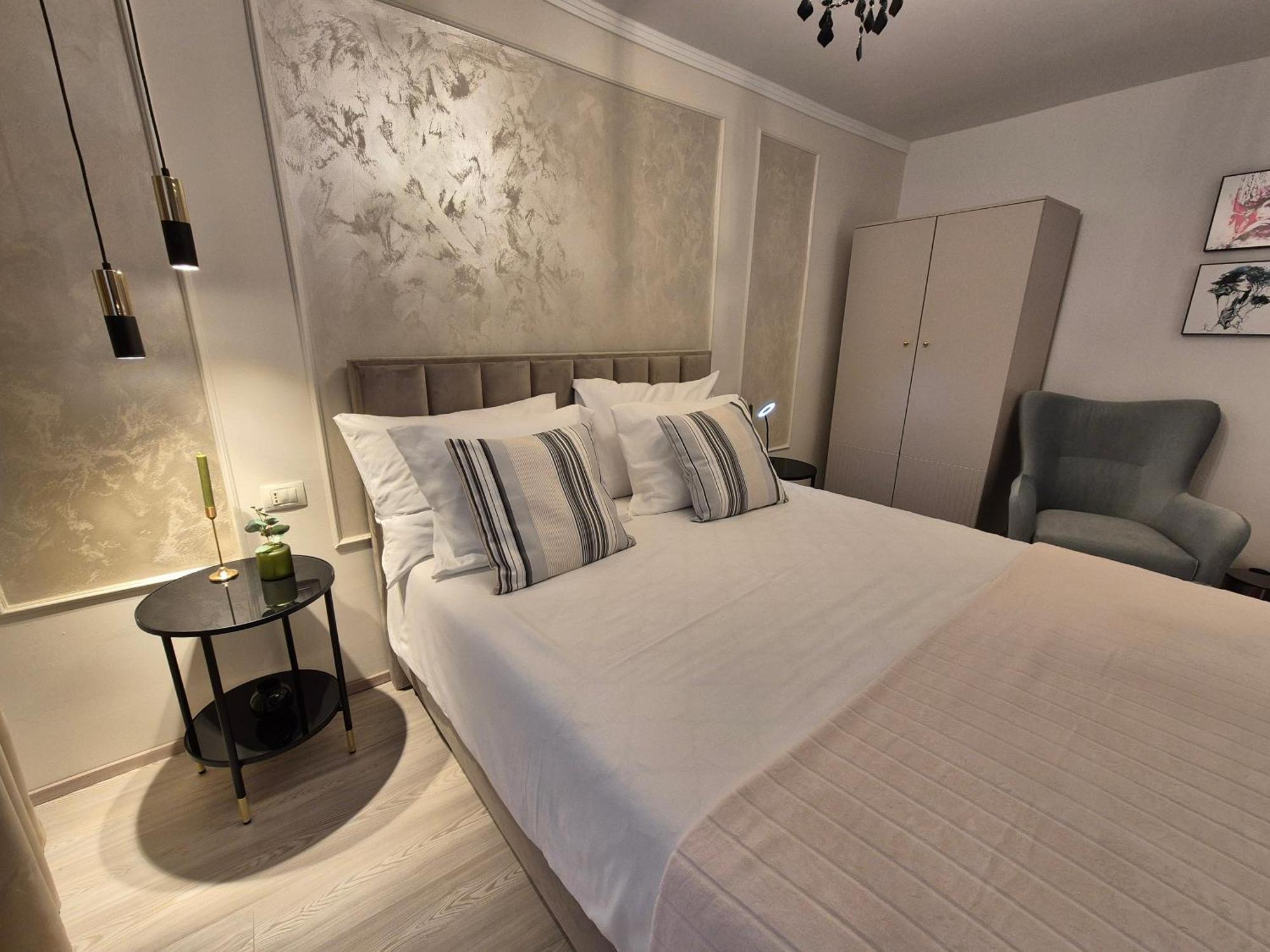 Studio Apartment Lily Rovinj Exterior foto